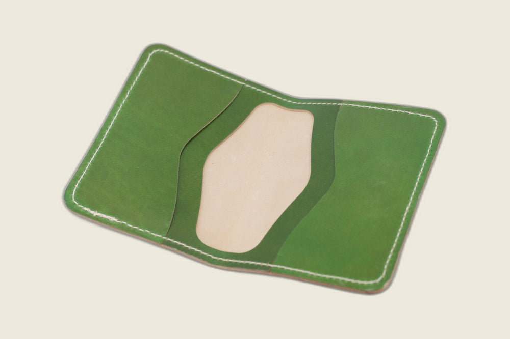 Warden - Candy Apple Green Shell Cordovan (Shinki Hikaku) Bifold