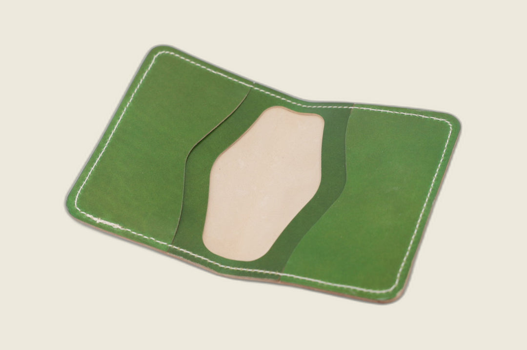 Warden - Candy Apple Green Shell Cordovan (Shinki Hikaku) Bifold