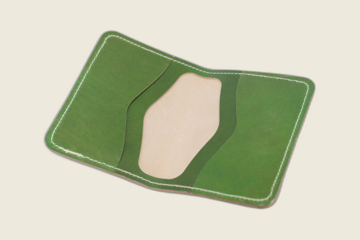 Warden - Candy Apple Green Shell Cordovan (Shinki Hikaku) Bifold