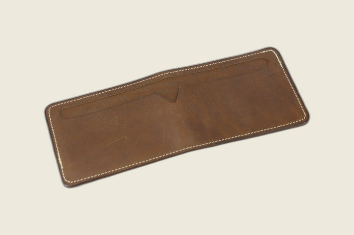 Stronghold - Muschio Horsebutt (Maryam) Bifold