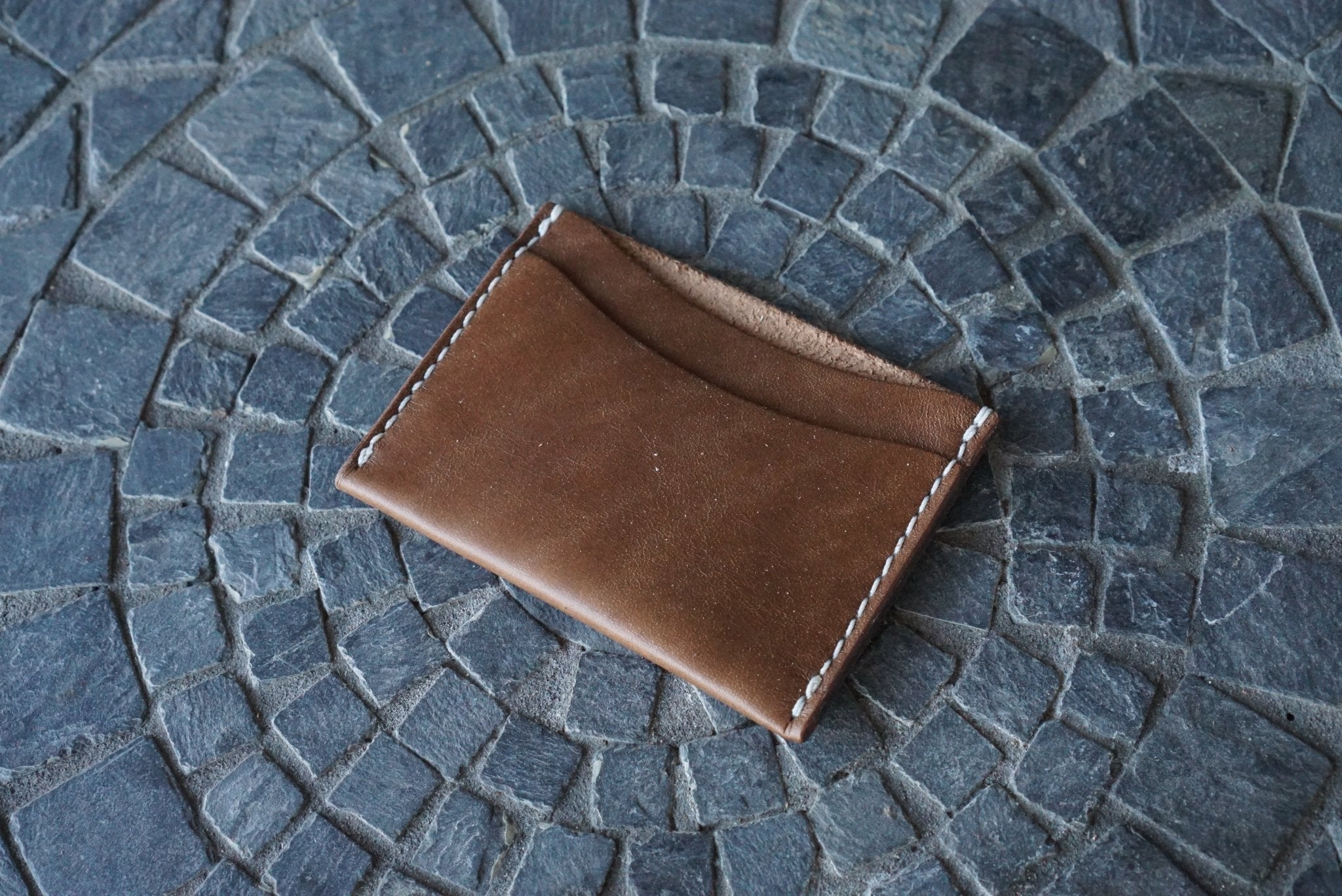 カルト30バロン Bastion Wallet | Natural Chromexcel Horsehide | Guarded Goods