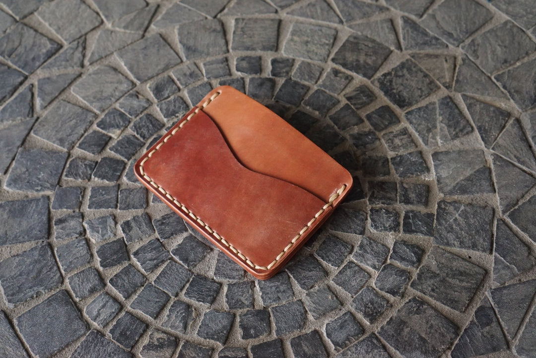 Buckler (2 Slots) - Horween Marbled Garnet Shell Cordovan Front Pocket