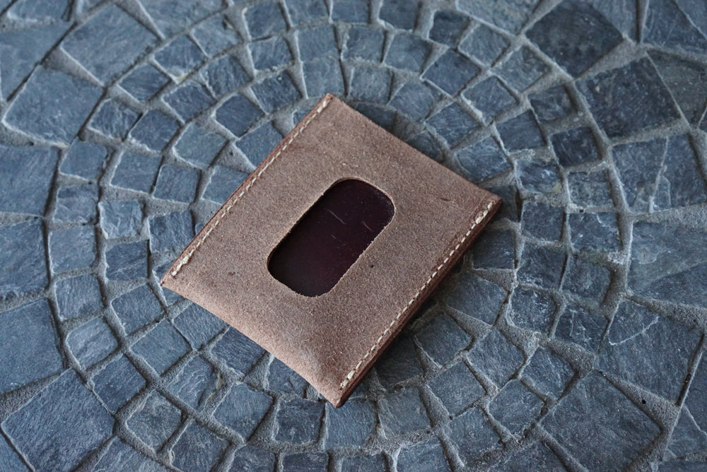 Safeguard - Horween Reverse Color 8 Horse Strip Front Pocket