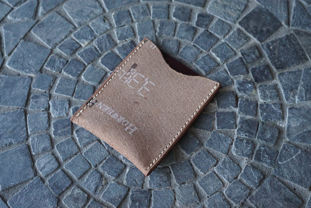 Safeguard - Horween Reverse Color 8 Horse Strip Front Pocket