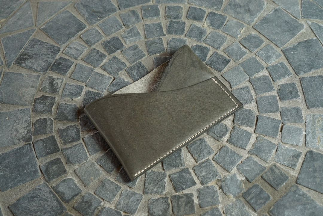 Sentinel - Maryam (Italy) Asphalto Vacchetta Horsebutt Front Pocket