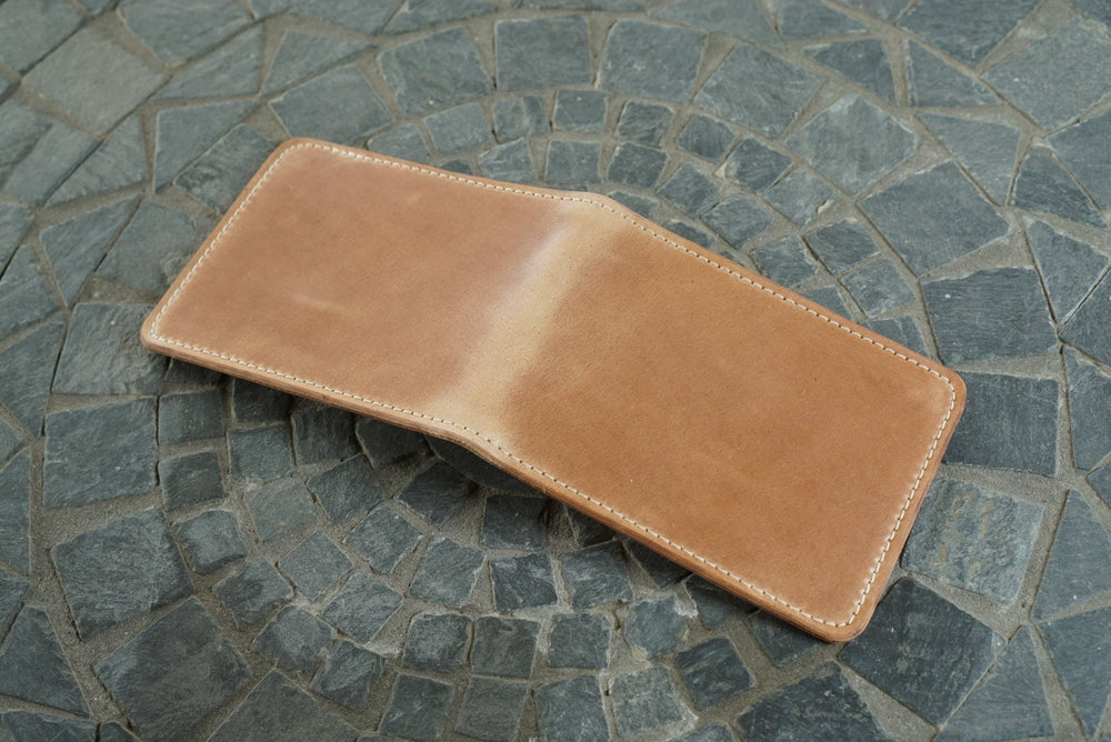 Stronghold - Natural Shell Cordovan Shinki Hikaku (Japan) Bifold