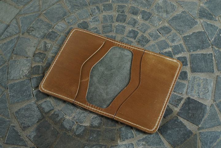 Warden - Blue Grey Giraffe and Natural CXL Horsehide Horween (USA) Bifold