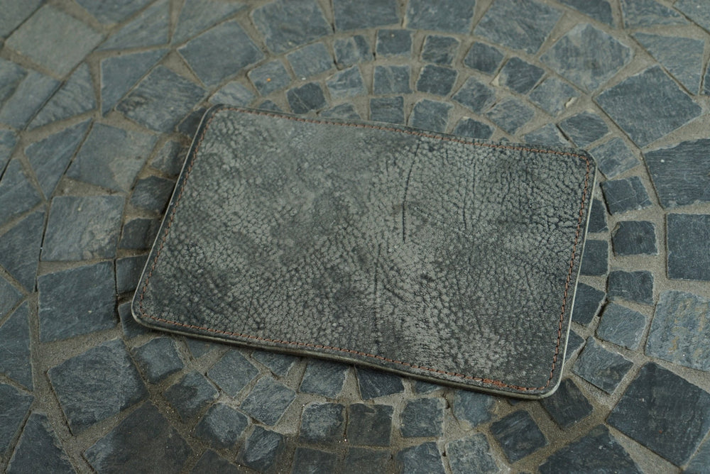 Warden - Blue Grey Giraffe and Natural CXL Horsehide Horween (USA) Bifold