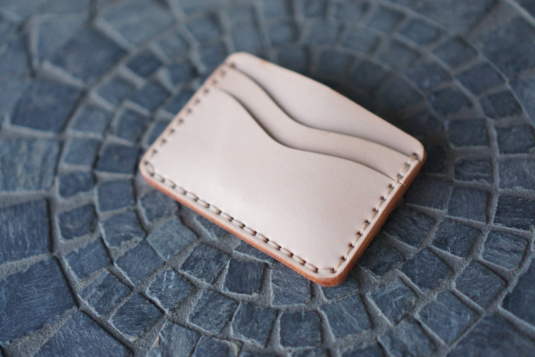 Buckler (4 Slots) - Hermann Oak Veg Tan Steerhide Front Pocket